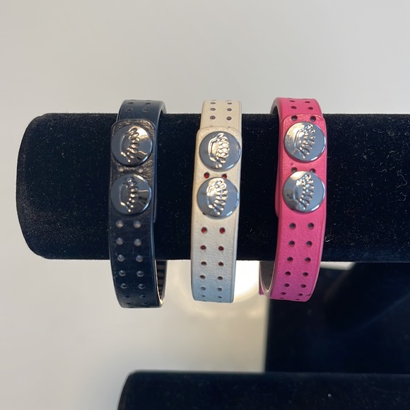 Juicy Couture All Leather 3 colour Bracelet Set - Picture 2 of 6